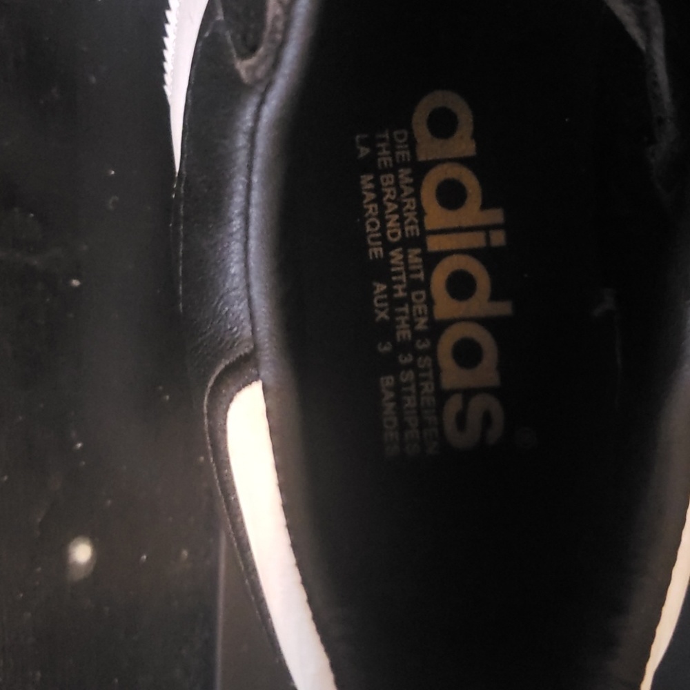 Sneakers - Picture 8 of 8